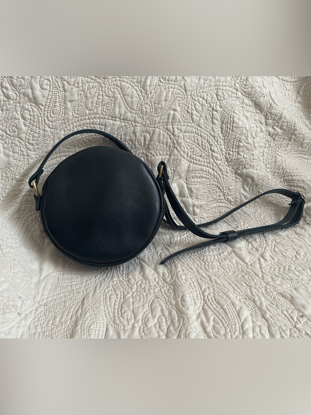 Portland Leather Circle Crossbody Bag - Black - Picture 2 of 6